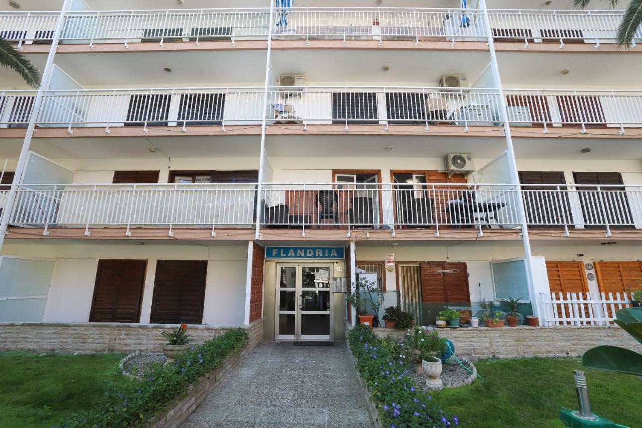 Apartamentos Flandria Salou Kültér fotó